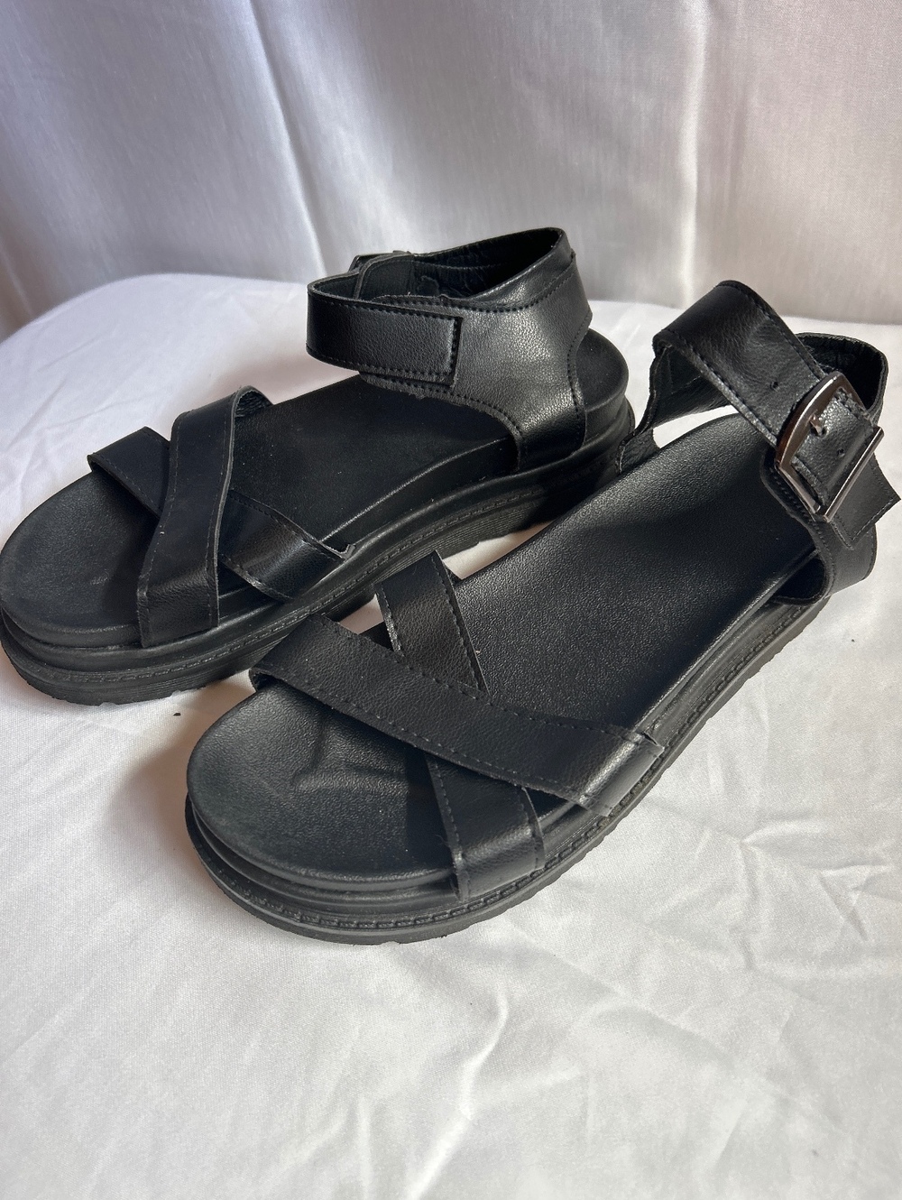 Womens Black Chunky Platform Sandals Bareroots Size 10